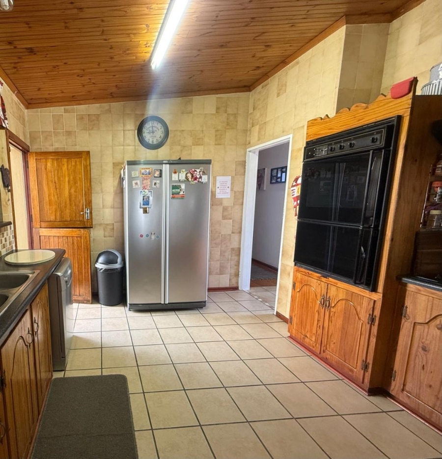 3 Bedroom Property for Sale in Heuwelkruin Eastern Cape